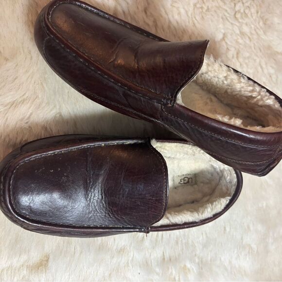 UGG Men's Dark Brown Leather Slip-Ons - Picture 3 of 9